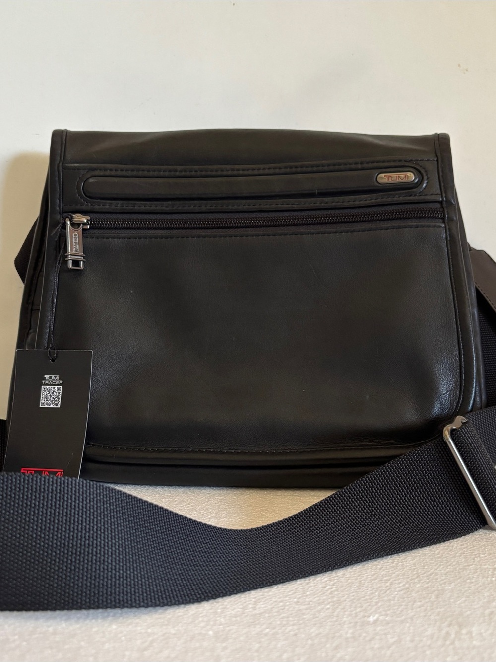 TUMI Alpha Small Black Flap Crossbody Leather  Bag 092105D4 11"×12.2"x1.7"